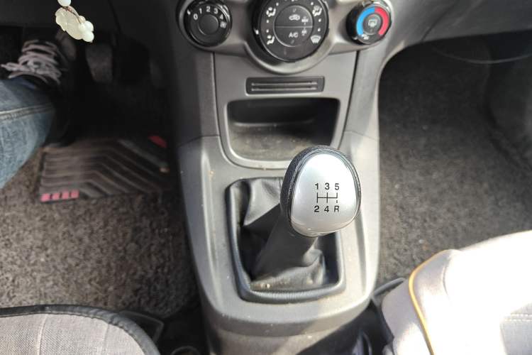 Used Ford Fiesta 2013 Hatchback 1.5L Manual Fashion Edition