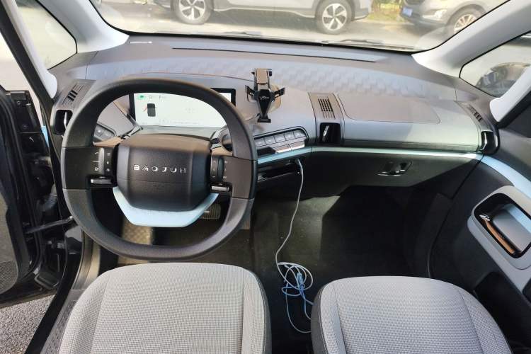 Used Baojun E300 2020 Plus Starry Intelligence Edition