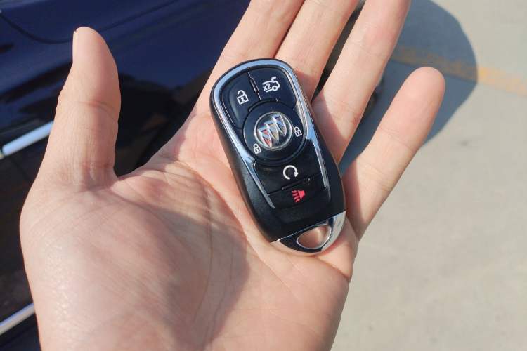 Used Buick LaCrosse 2021 552T Luxury Version
