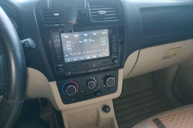 Used Dongfeng Fengon 360 2015 1.5L Manual Comfort II 7-Seater
