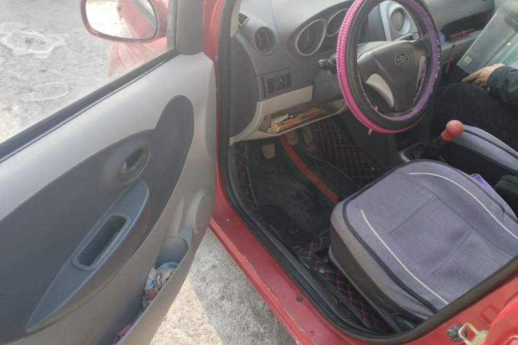 Used FAW Weizhi V2 2010 1.3L Manual Luxury Version Driver Seat