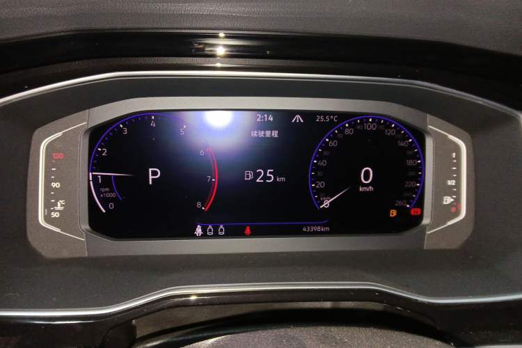 Used Volkswagen Sagitar 2022 280TSI DSG Excellence Edition Instrument Cluster