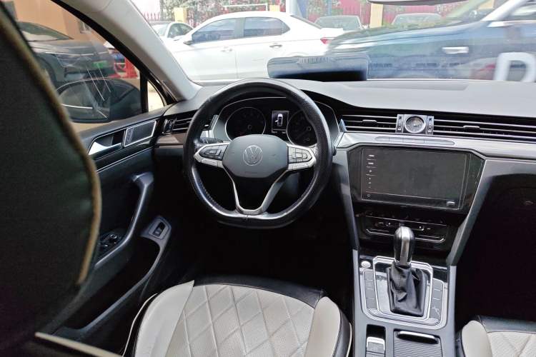 Used Volkswagen Magotan 2020 330TSI DSG Leading Model