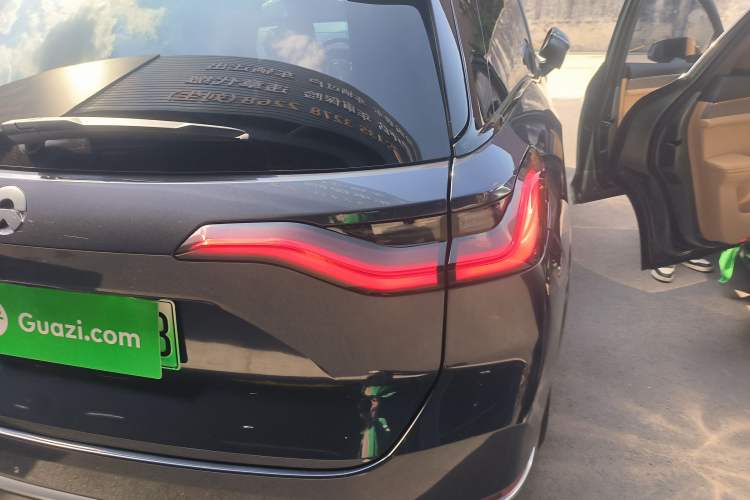 Used Nio ES8 2020 580 km Range Signature Edition Six-Seater Version