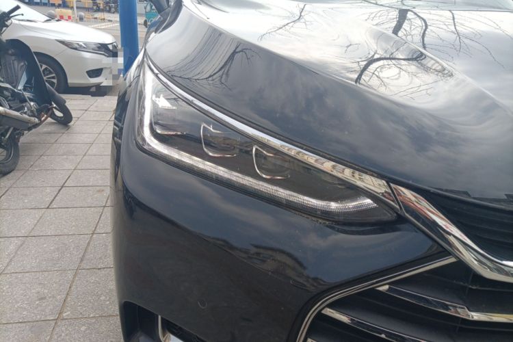 Used BYD Tang 2018 2.0T Automatic SmartConnect Prestige 7-Seater China V Standard
