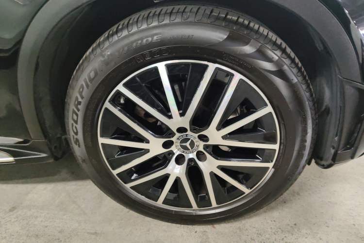 Used Mercedes-Benz GLC Coupe 2020 GLC 300 4MATIC Coupe SUV Right Front Wheel Hub