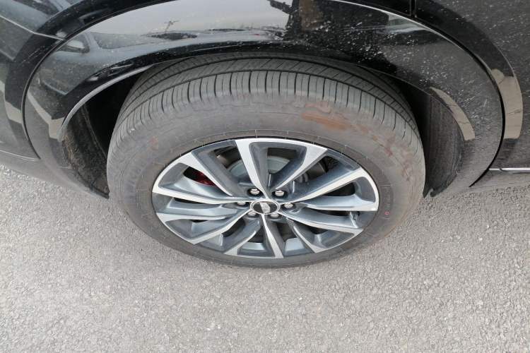 Used Cadillac XT5 2025 2.0T Prestige Version