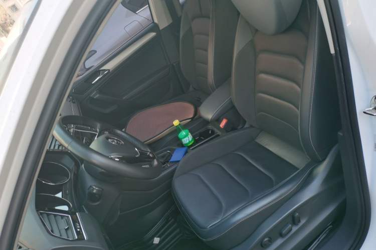 Used Volkswagen Tiguan L 2018 330TSI Automatic Two-Wheel Drive Luxury Edition Left Front Seat