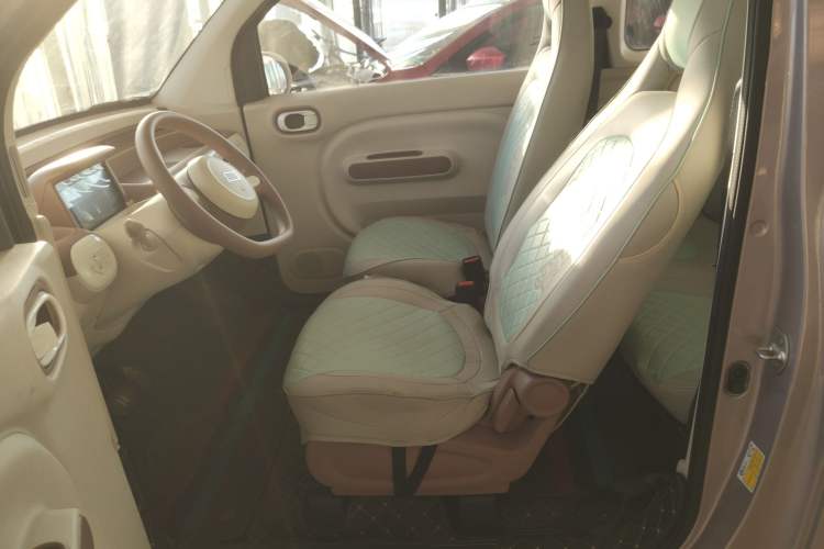 Used Bestune Pony 2026 222km Colorful Horse
