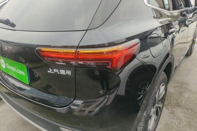 Used Buick Envision 2022 Facelift Encore S 552T Two-Wheel-Drive Luxury Model
