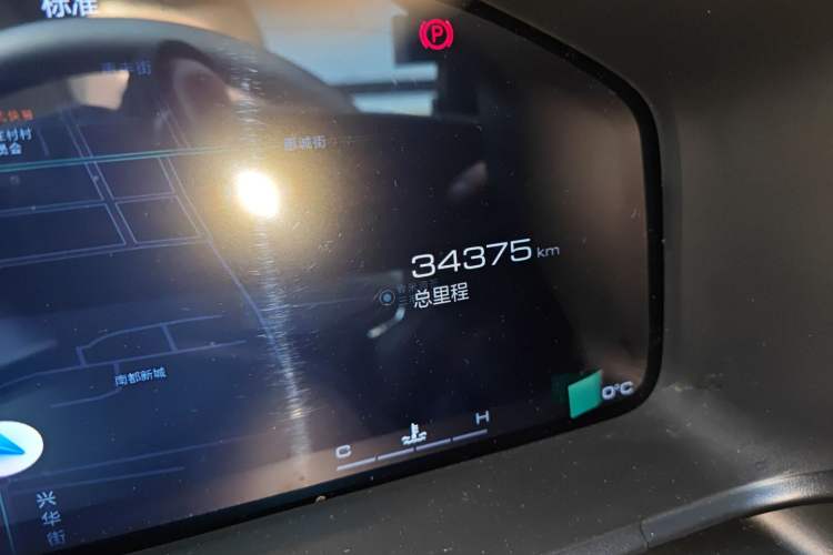 Used Haval X DOG 2022 1.5T DCT Two-Wheel Drive Trendy Edition Odometer Close Up