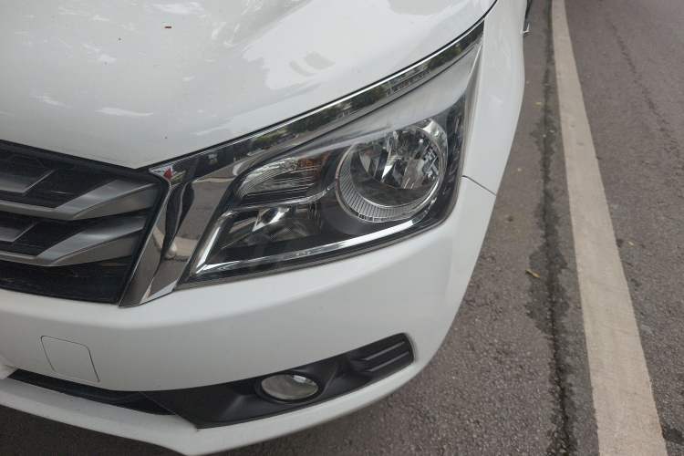 Used Venucia T70 2016 1.6L Manual Ruixing Edition
