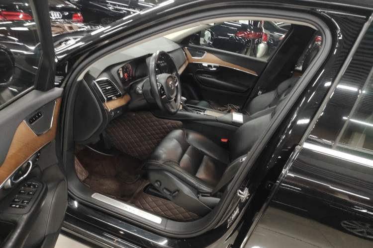 Used Volvo XC90 2018 T6 Zhiya Edition 7-seater Left Front Seat