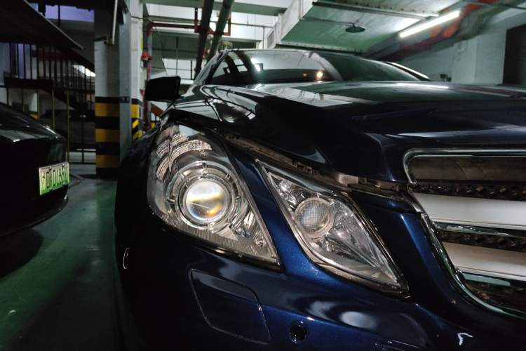 Used Mercedes-Benz E-Class 2012 E 200 CGI Coupe Right Front Headlight