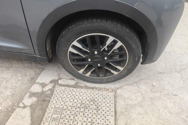 Used Chery Little Ant 2022 Sweet Pink Edition Half-Sugar Version Lithium Iron Phosphate 29.2 kWh 30 kW 301 km
