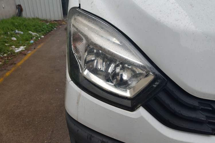 Used Iveco Eurocargo 2021 2.0T Manual Super Rui Long Wheelbase Short Overhang High Roof Side-Sliding Door F1A