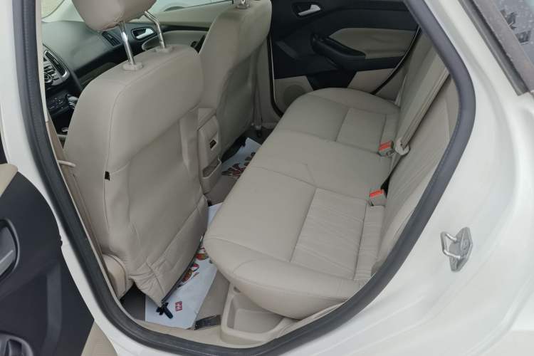 Used Ford Focus 2017 Sedan 1.6L Automatic Comfort Plus SmartDrive Edition Left Rear Seat