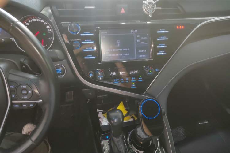 Used Toyota Camry 2018 2.5S Fēngshàng Edition Audio And AC Panel