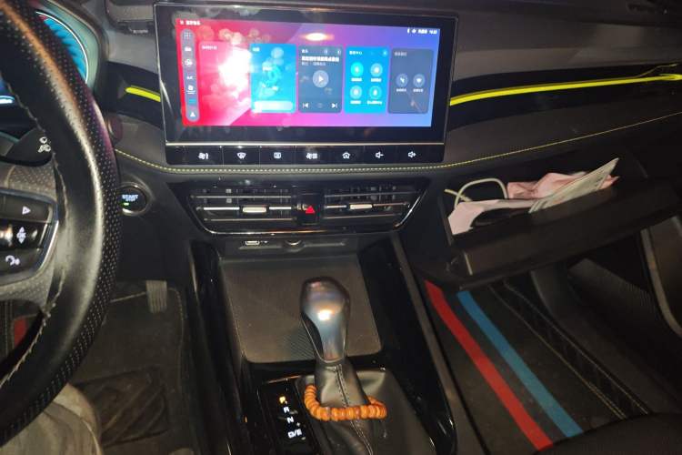 Used Roewe i5 2021 Revised Version 1.5L CVT Diamond Edition
