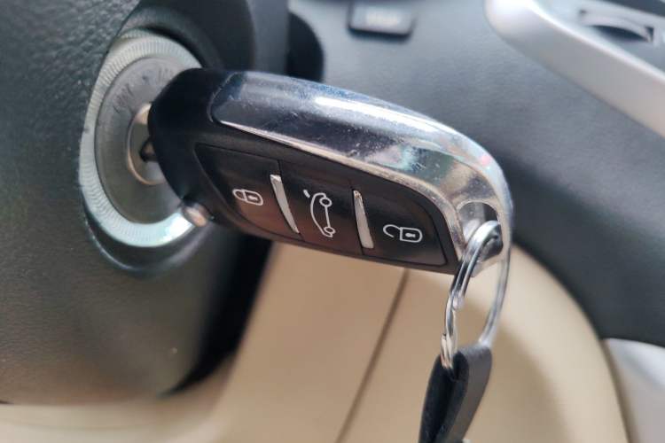 Used Changan Eado 2015 1.6L Manual Luxury Model China V Standard