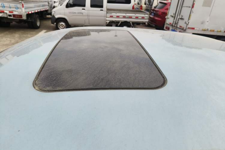 Used Baojun RC-5 2020 1.5T CVT Smart Shine Prestige Edition Roof