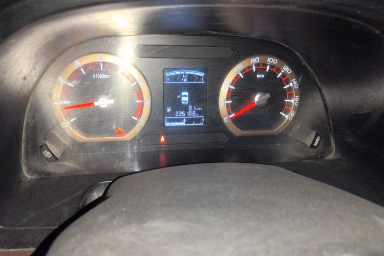 Used FORTHING Lingzhi 2018 M5L 1.6L 7-Seater Comfort Model