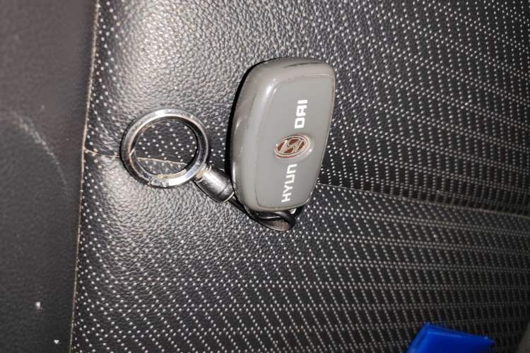 Used Hyundai Elantra (6th Generation / Lingdong) 2016 1.6L Automatic ZhiXuan · Luxury Version
