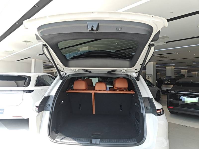 Used Li Auto L6 2025 Max Smart Refresh Edition — 18