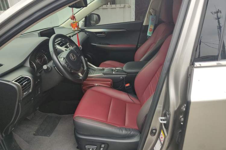 Used Lexus NX 2018 300 Front-Drive Freeline Edition
