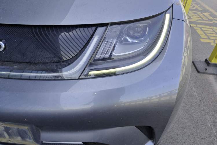 Used BYD Dolphin 2023 420 km Free Version
