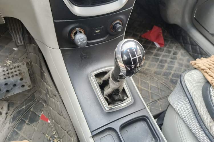 Used Geely Auto Vision 2015 1.5L Manual Happiness Edition
