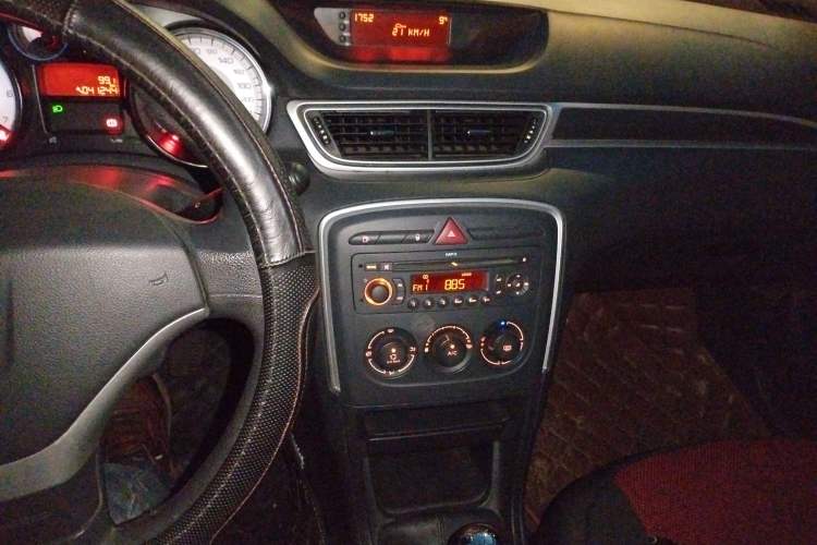 Used Peugeot 308 2012 1.6L Manual YouShang Edition
