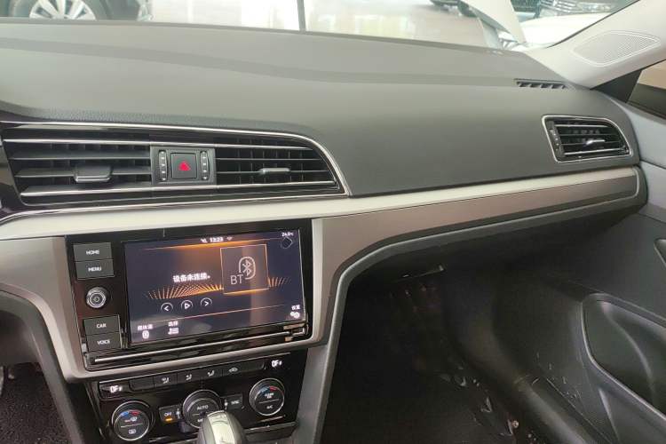 Used Volkswagen Lamando 2019 280TSI DSG Comfort Edition China VI standard