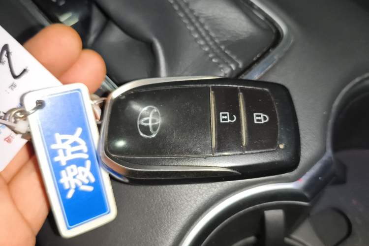 Used Toyota Harrier 2023 2.0L CVT Two-Wheel Drive Deluxe Edition
