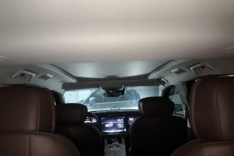 Used EXEED Lanyue 2023 400T Four-Wheel Drive Star Prestige Edition 6 Seats