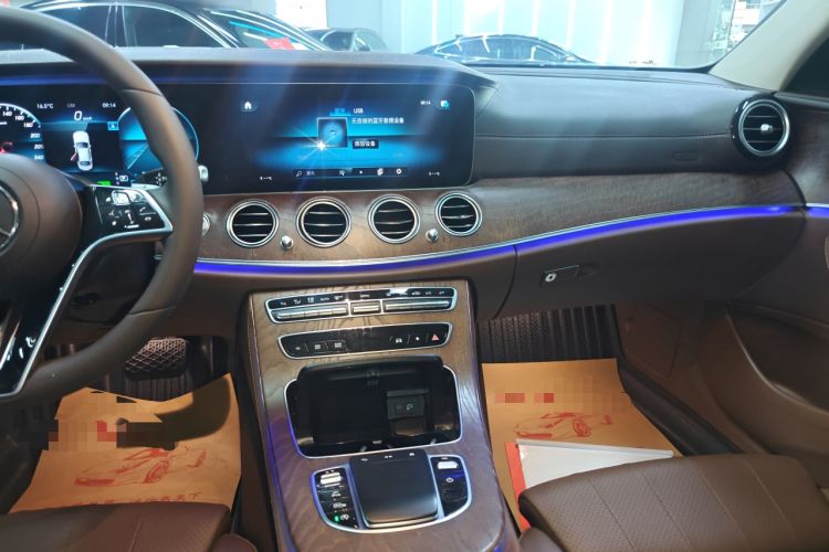 Used Mercedes-Benz E-Class 2021 E 260 L Audio And AC Panel