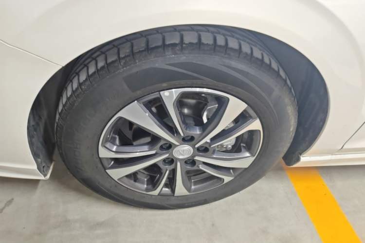 Used CHANGAN Eado 2025 PLUS 1.4T Dual-Clutch High-Energy Version
