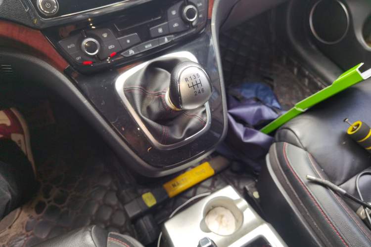 Used Haval H6 2014 Sport Version 1.5T Manual Two-Wheel Drive Elite Edition
