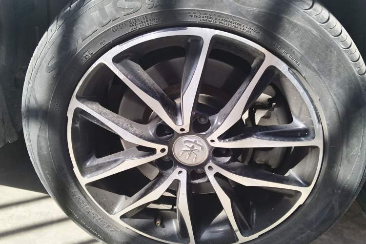 Used BYD Song MAX 2018 1.5T Manual Smart Connect Luxury 6-Seater
