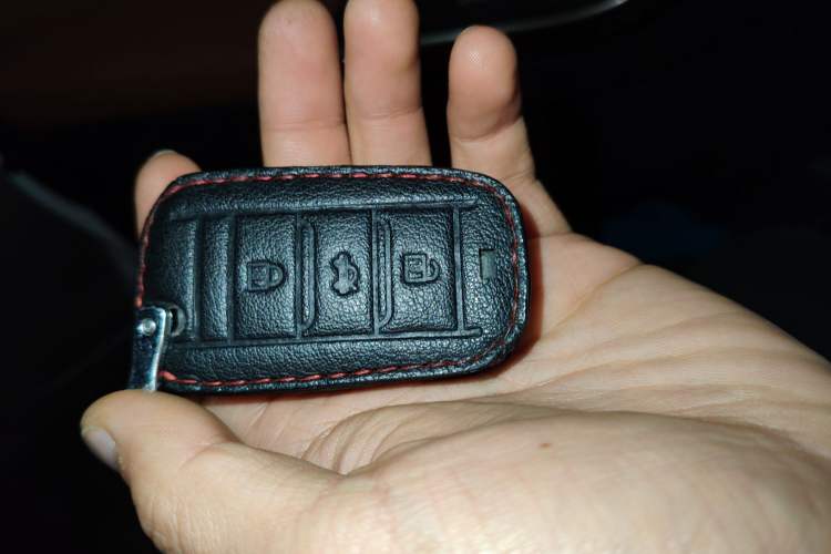 Used CHANGAN OSHAN CX70 2017 CX70T 1.5T Manual Zunqing Edition