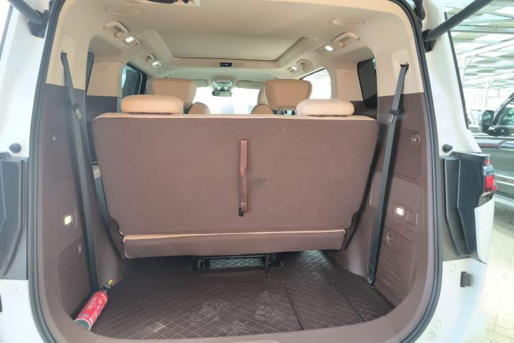 Used Bestune M9 2023 2.0T Ultimate Edition