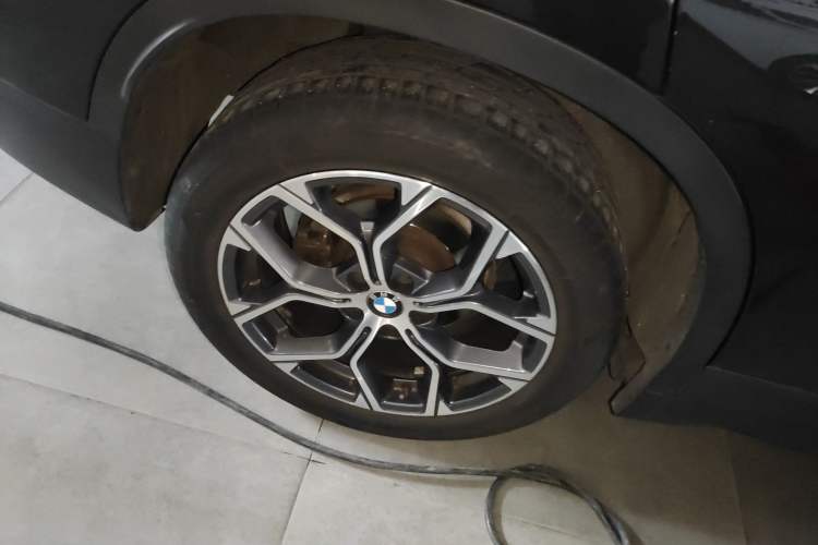 Used BMW X1 2021 Restyled sDrive25Li Leading Edition Right Rear Wheel Hub