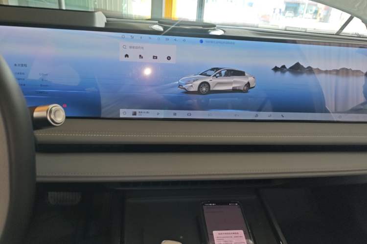 Used Geely Galaxy E8 2025 700 km Long-Range Intelligent Driving Version
