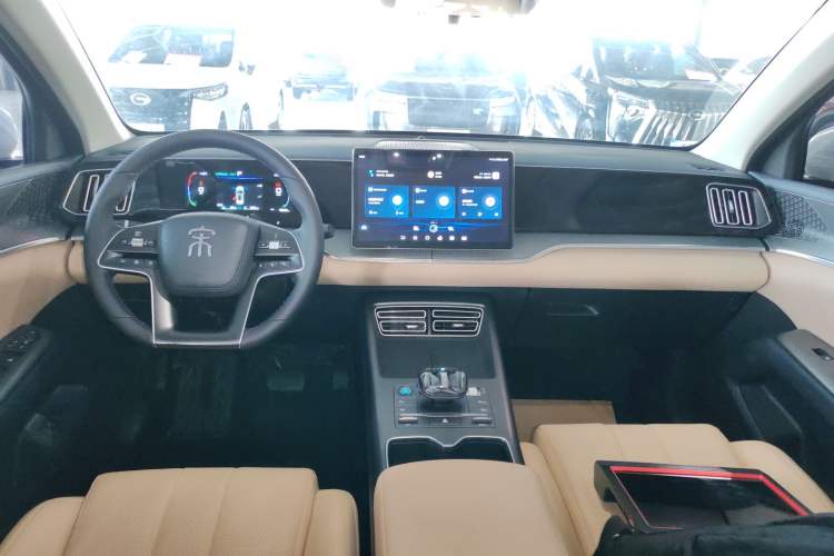 Used BYD Song Pro New Energy 2025 Second-Generation DM-i 75KM Overachiever Trim Center Console