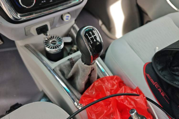 Used Jinbei New Hiace X30L 2016 1.5L Wealth Edition DLCG14 Gear Lever