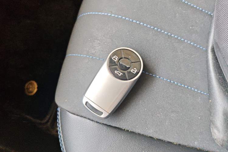 Used ORA Good Cat 2021 400km Standard Range Venus Edition Lithium-Ion Battery Vehicle Key