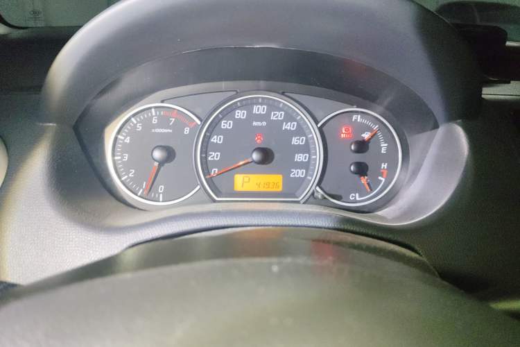 Used Suzuki Swift 2016 1.5L Automatic Fashionable Coolplay Edition
