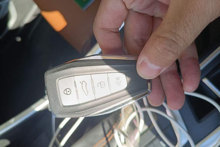 Used Geely Auto Vision X6 2020 1.4T CVT Luxury Edition