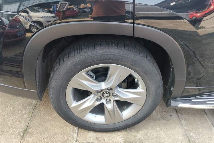 Used Toyota Highlander 2021 2.0T Four-Wheel Drive Prestige Version 7 Seats