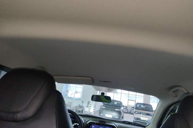 Used Roewe Clever 2021 302km Excellence Edition
